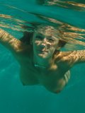 Playful Chick Radka B Spreads Her Legs And Shows Her Snatch Under Water